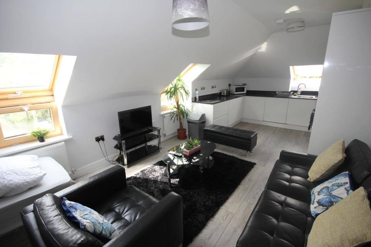 Holden Court Apartments - Apt 6 West Drayton  ภายนอก รูปภาพ